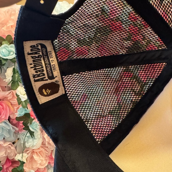 Black and white Bape hat - Picture 3 of 6